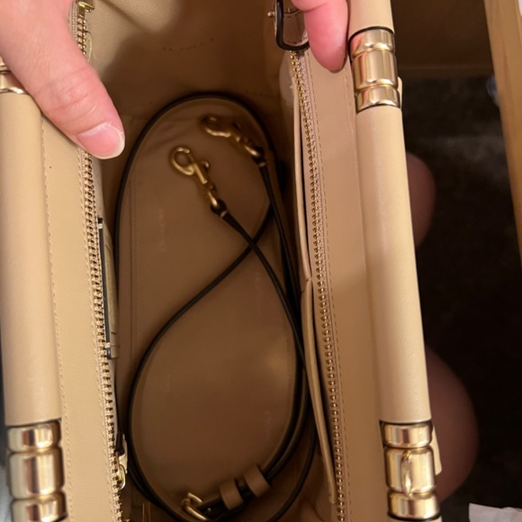 Beautiful Nude coach small purse - Picture 13 of 16